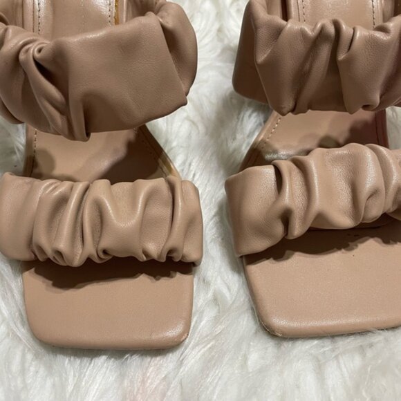 Elegant Tan Ruffled Sandals - Picture 3 of 4